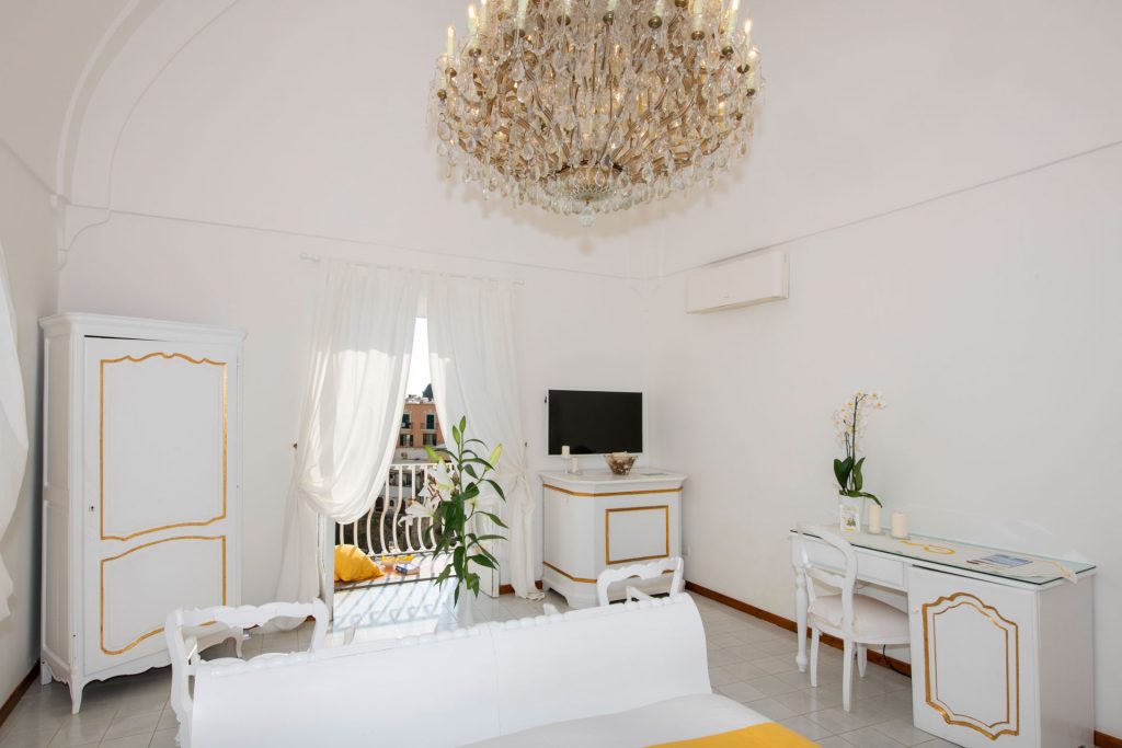 villa_yiara_deluxe_double_room_with_balcony_18_131